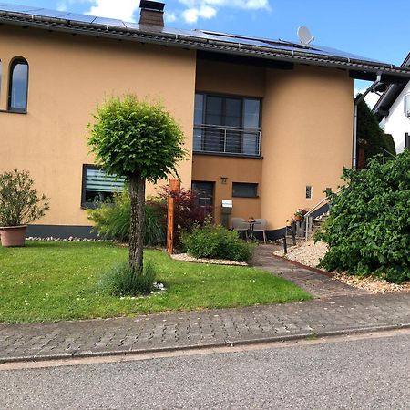 Ferienwohnung Haus Angela Gudesweiler ภายนอก รูปภาพ
