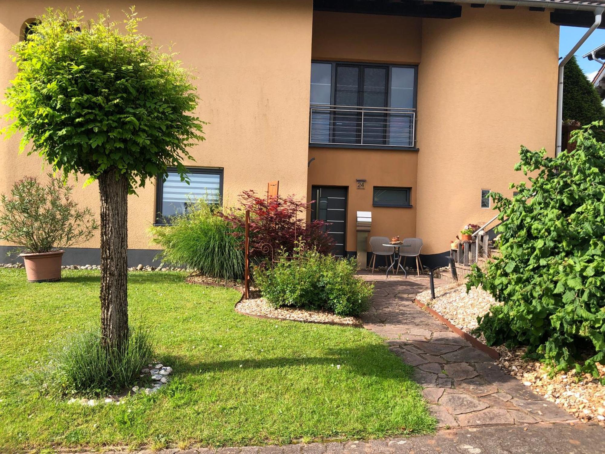 Ferienwohnung Haus Angela Gudesweiler ภายนอก รูปภาพ
